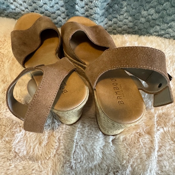 BAMBOO Italian Made Brown Wedge Sandals - Picture 3 of 3